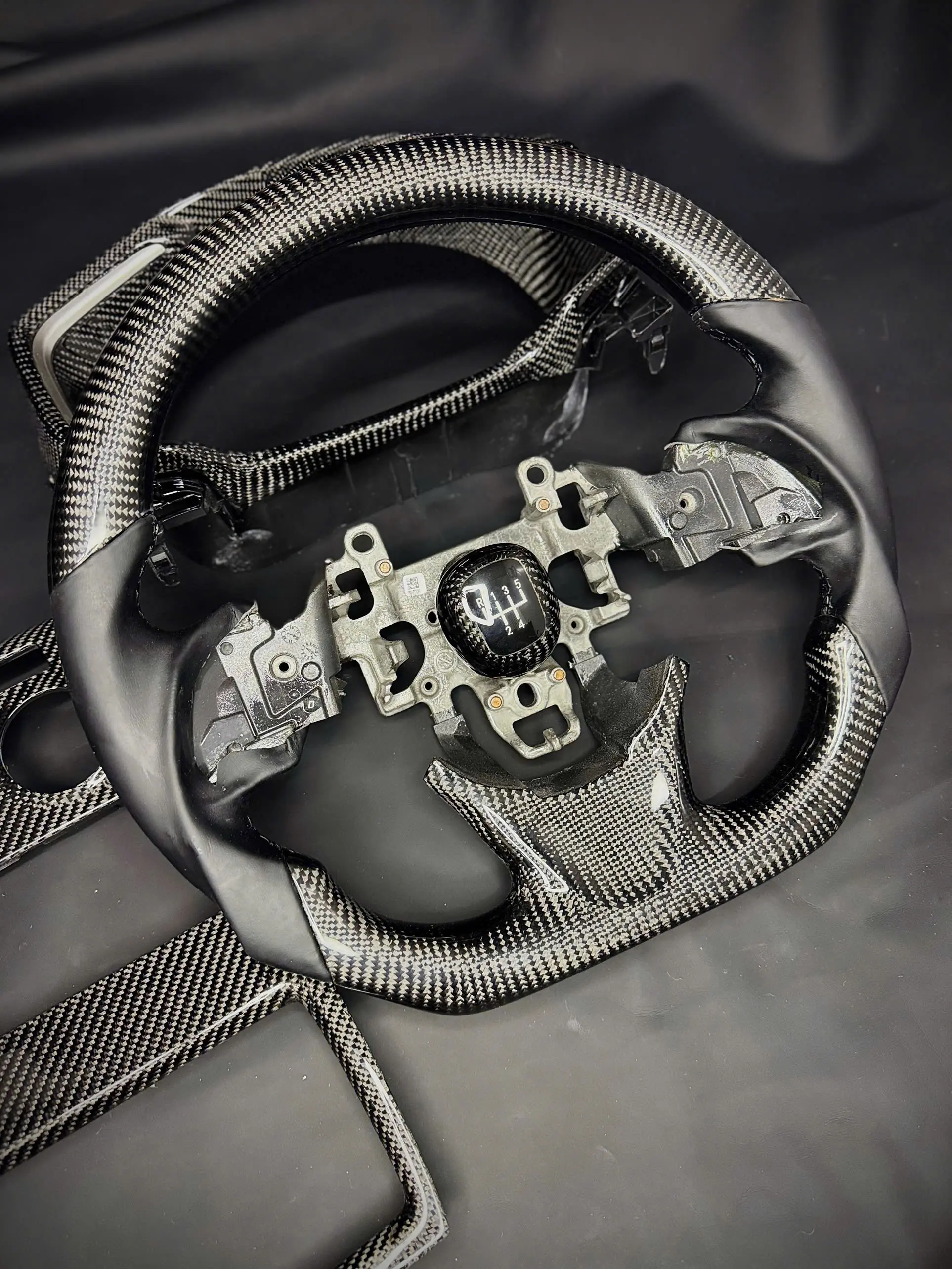 Vô Lăng Carbon tất cả các dòng xe